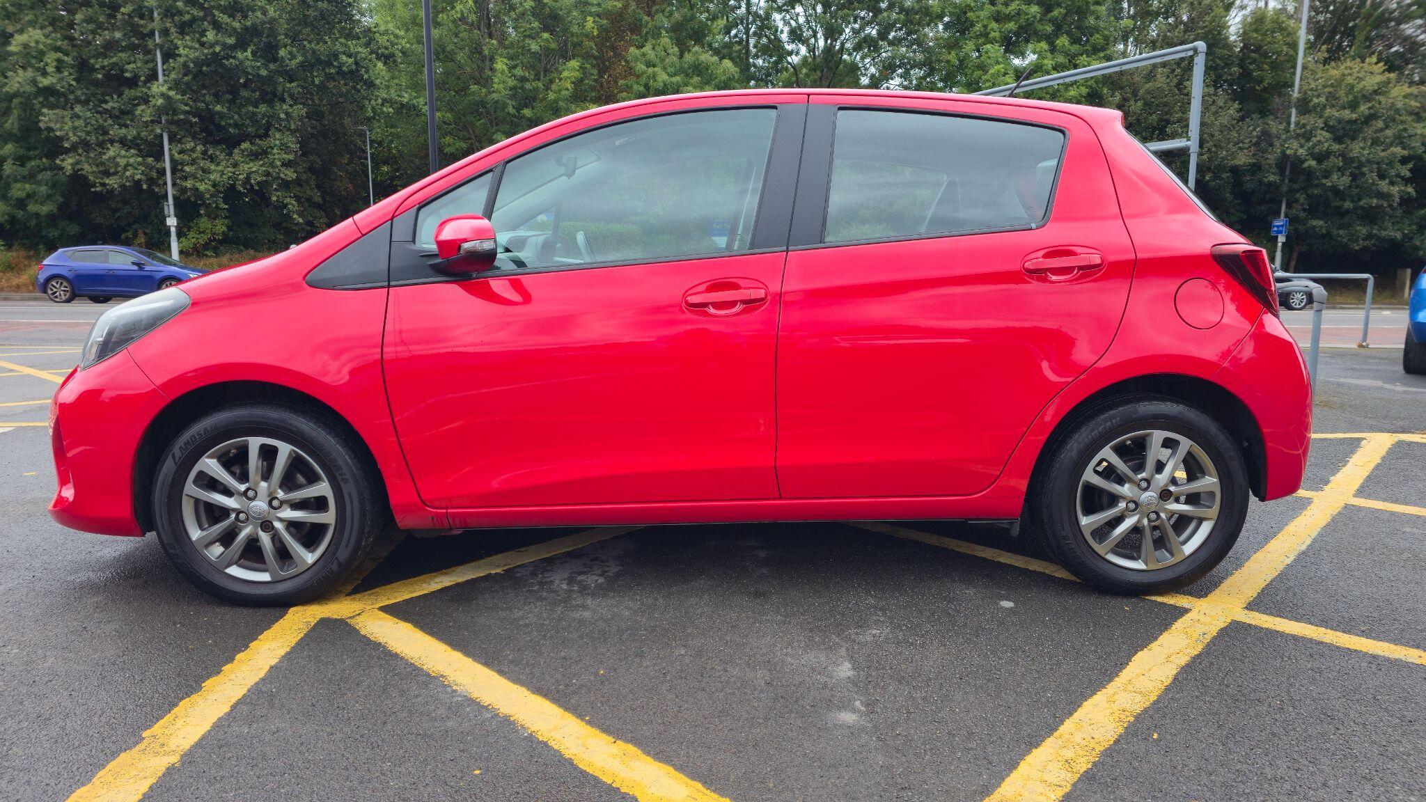 Toyota Yaris - Image 12