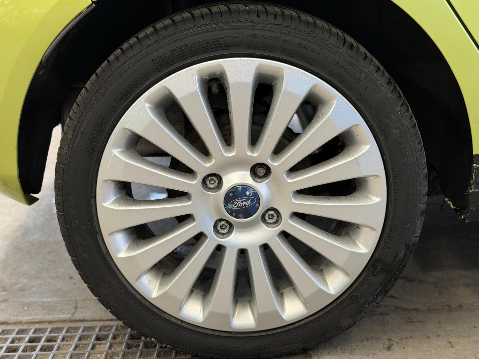 Ford Fiesta - Image 17