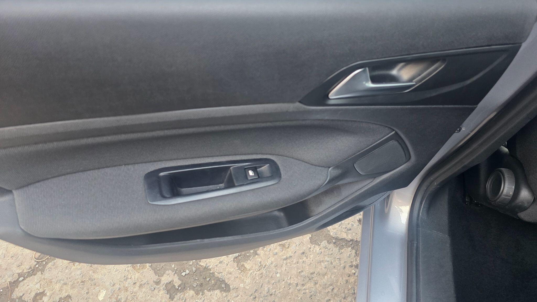 Peugeot 308 SW - Image 37