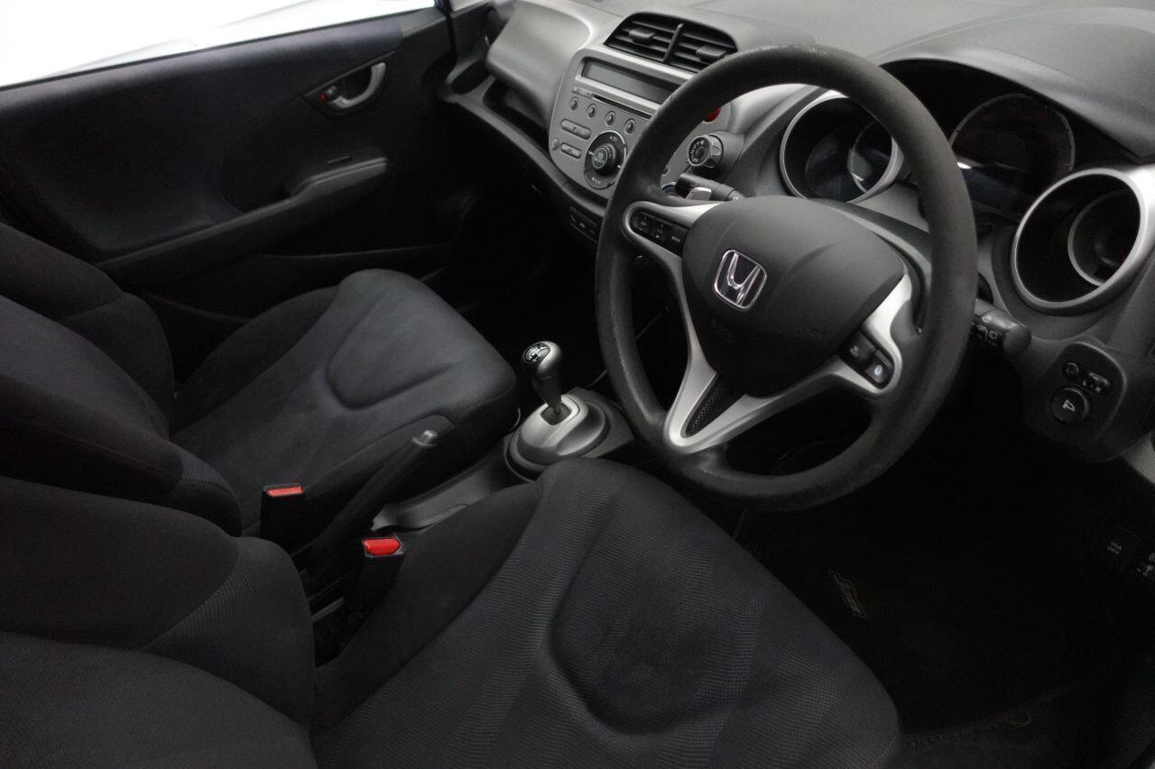 Honda Jazz - Image 14