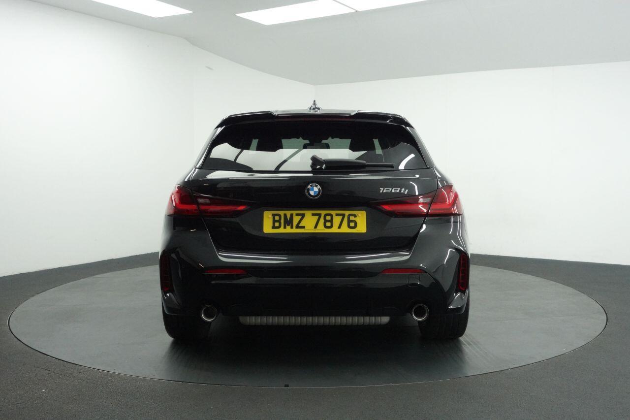 BMW 1 Series - Image 10