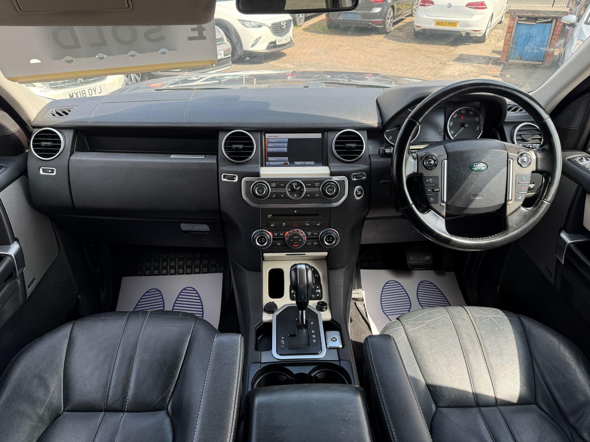 Land Rover DISCOVERY 4 - Image 3
