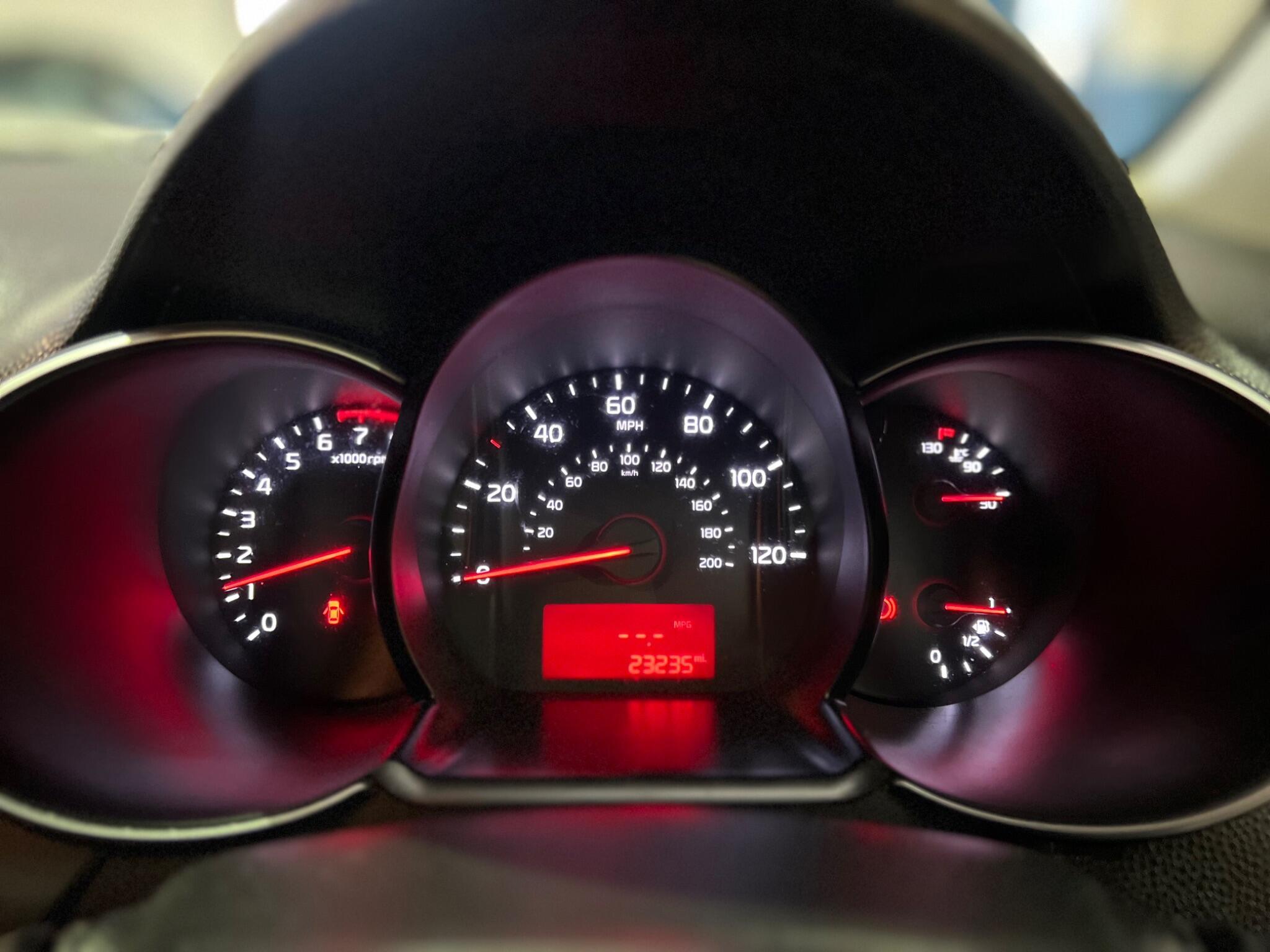 Kia Picanto - Image 22