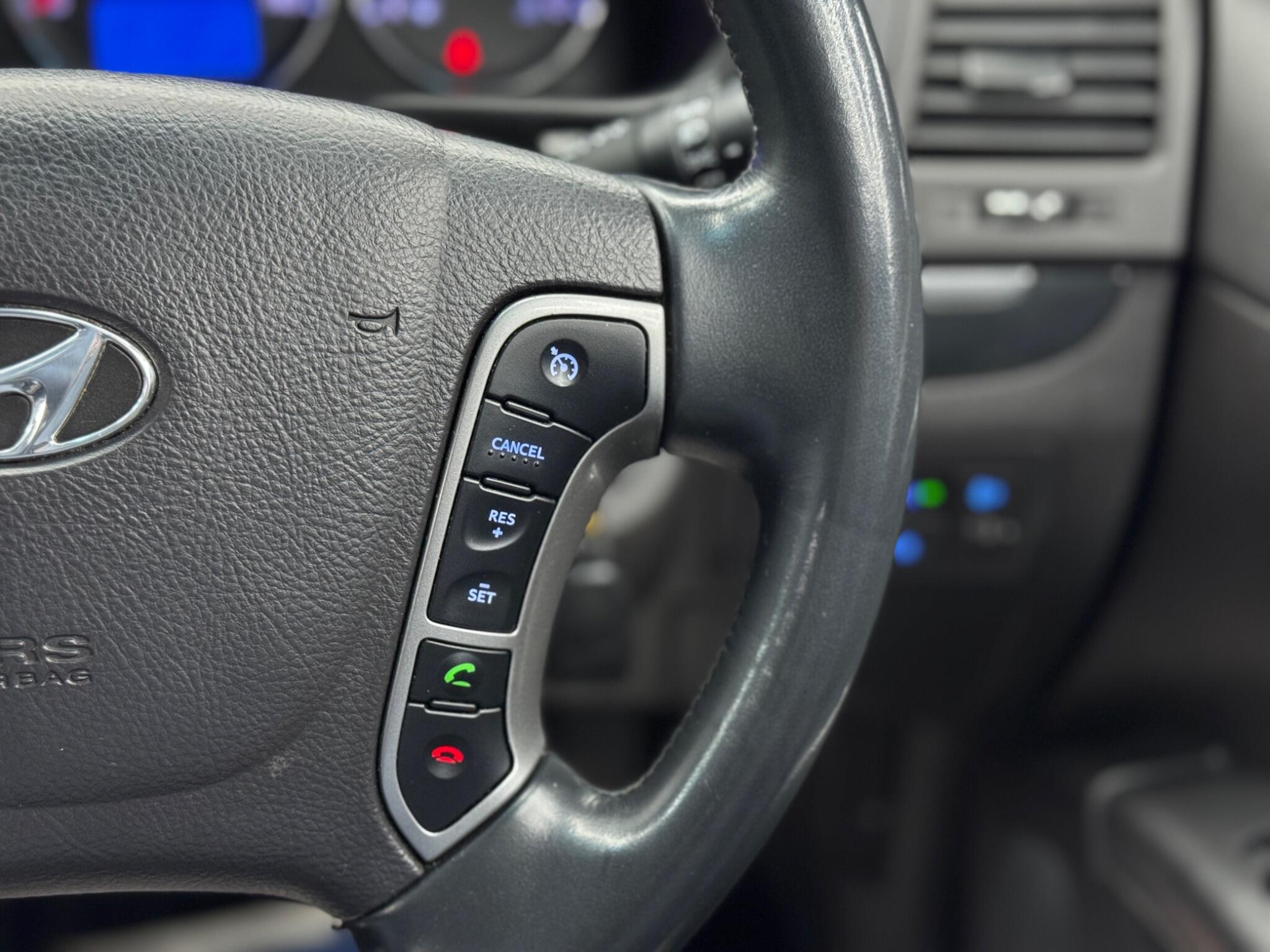 Hyundai Santa Fe - Image 21