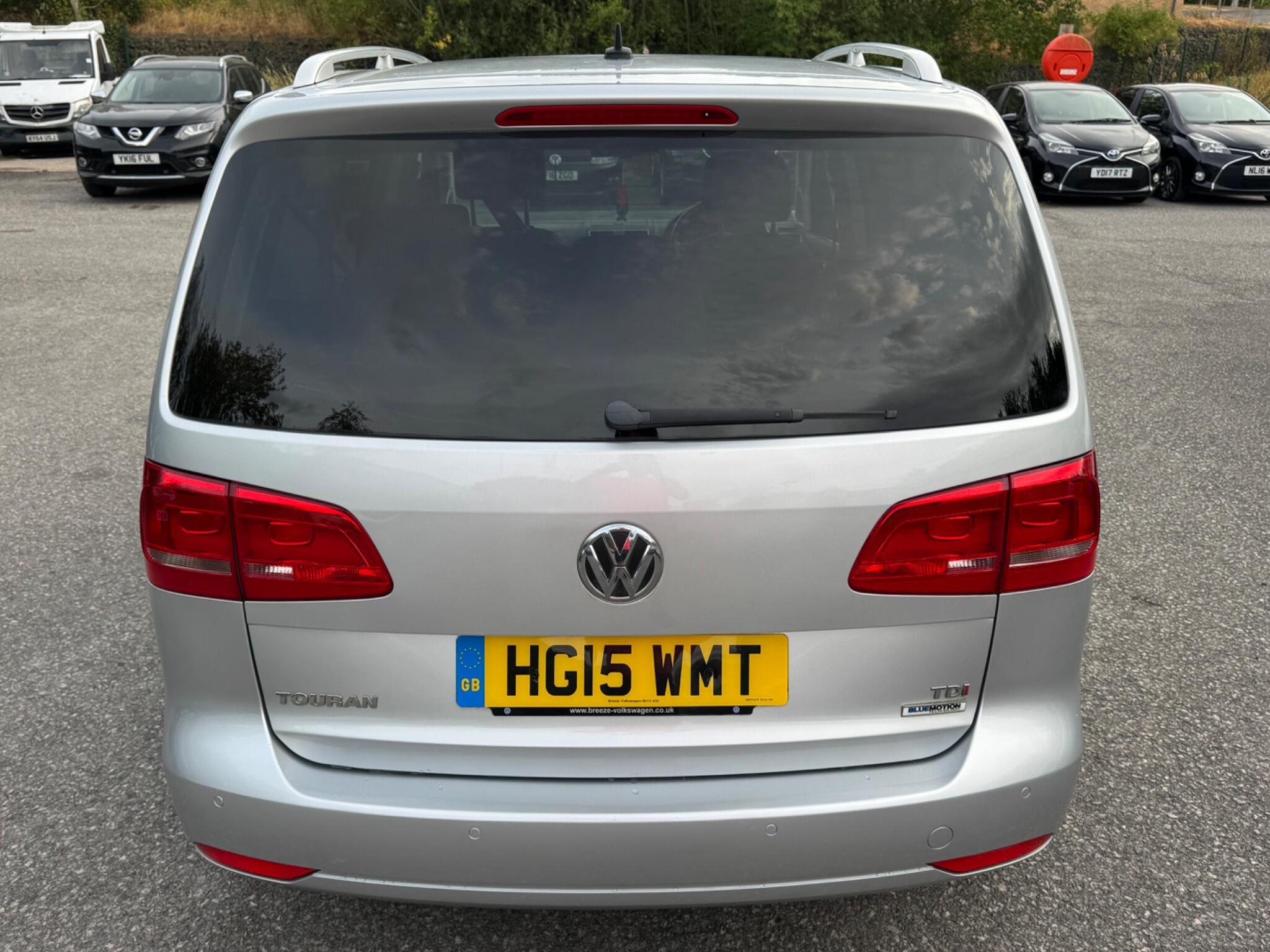 Volkswagen Touran - Image 14
