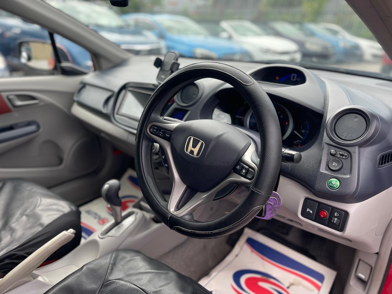 Honda Insight - Image 20