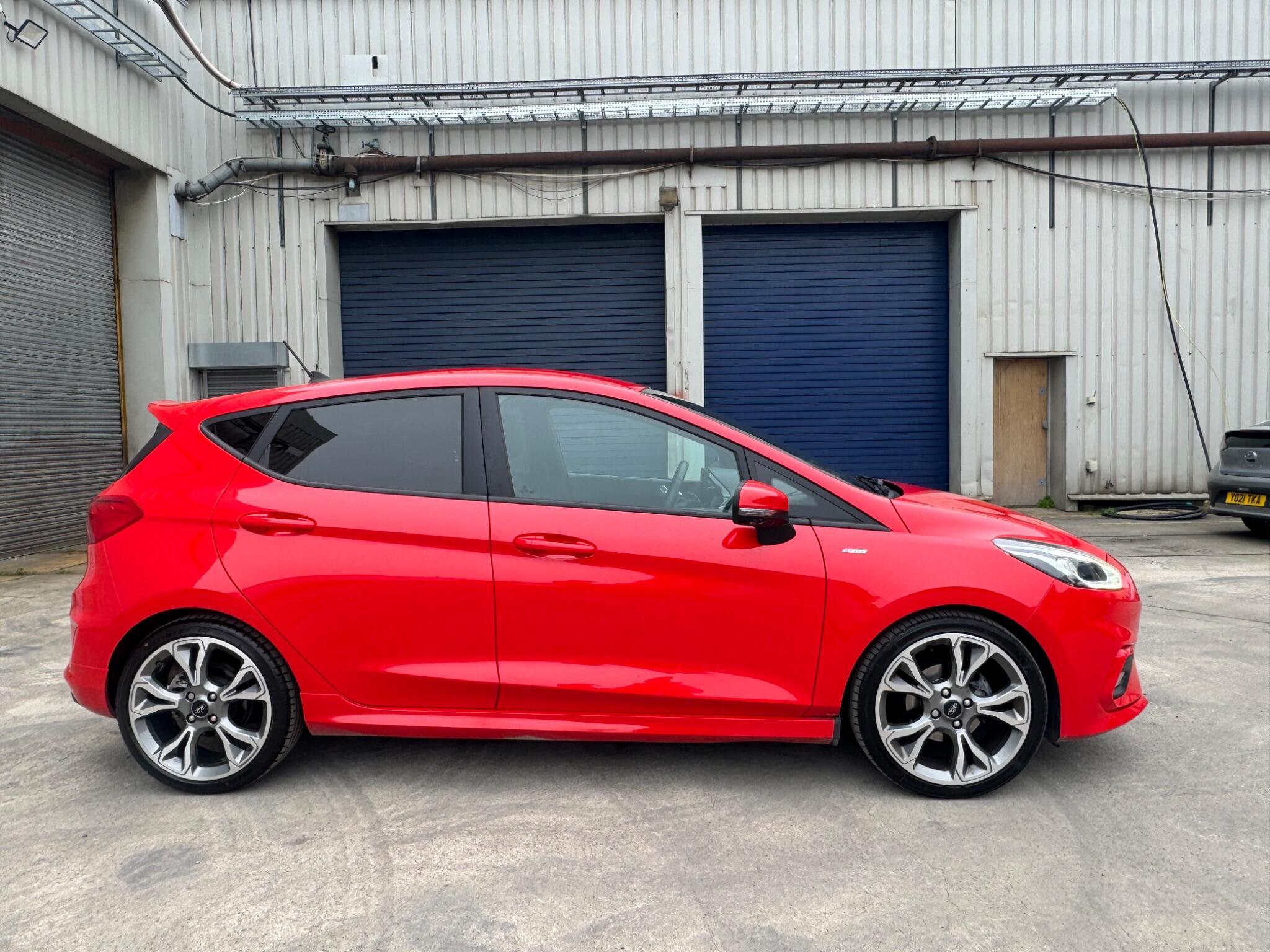 Ford Fiesta - Image 16
