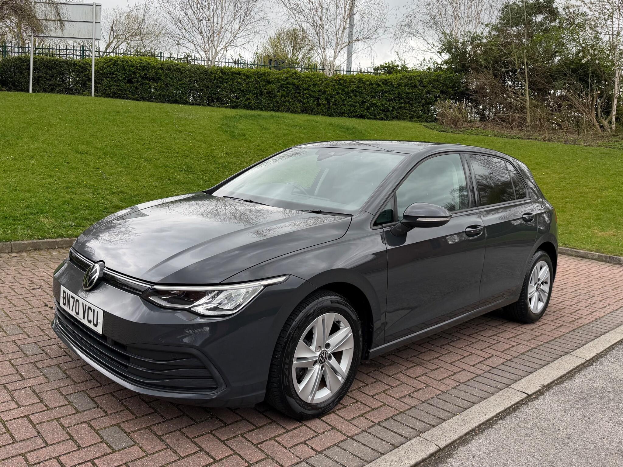 Volkswagen Golf - Image 8