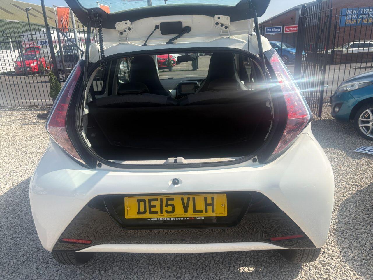Toyota Aygo - Image 8