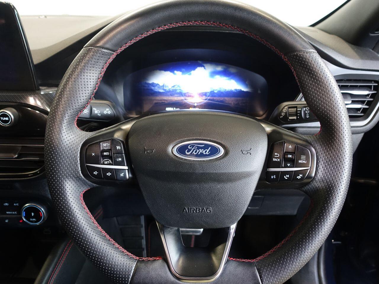 Ford Kuga - Image 20