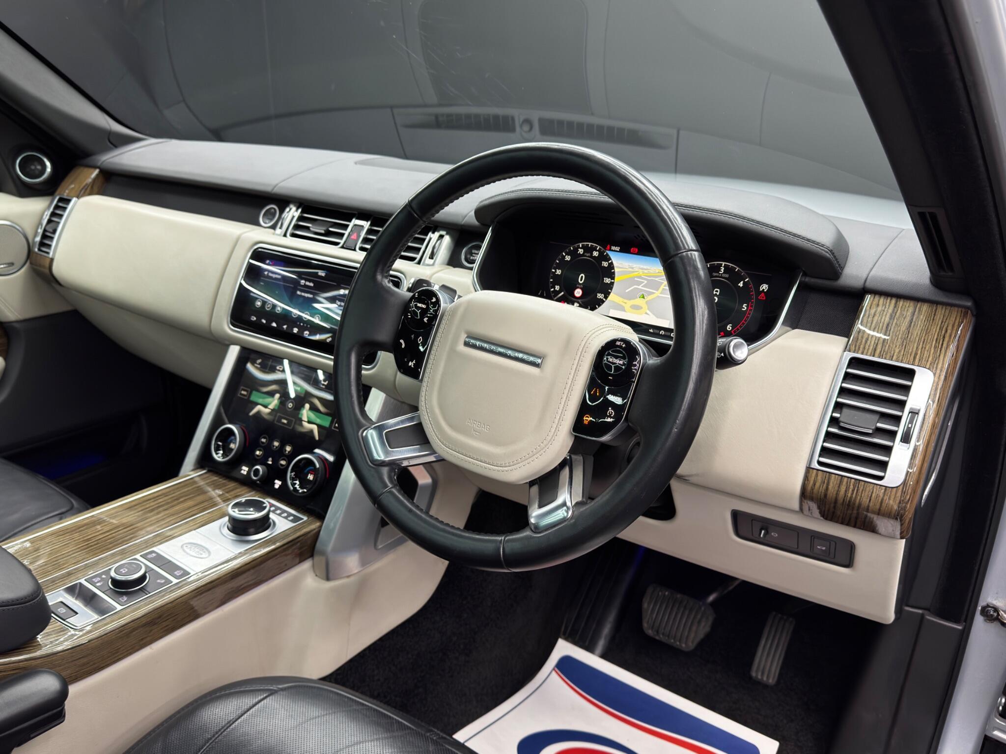 Land Rover Range Rover - Image 9