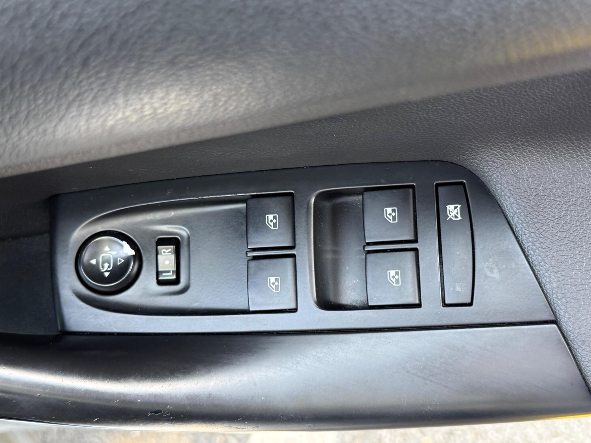 Vauxhall Astra - Image 19