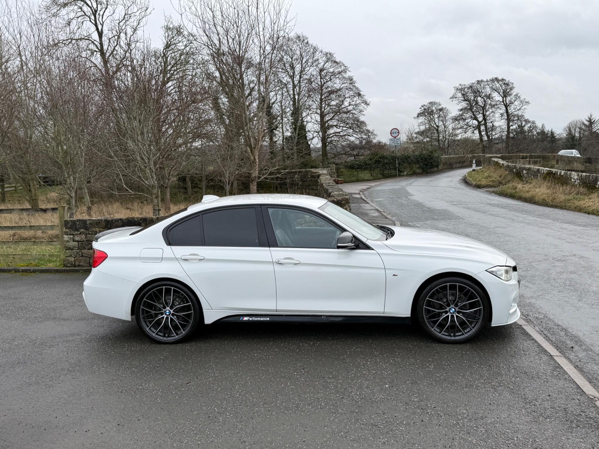 BMW 3 Series - Image 13