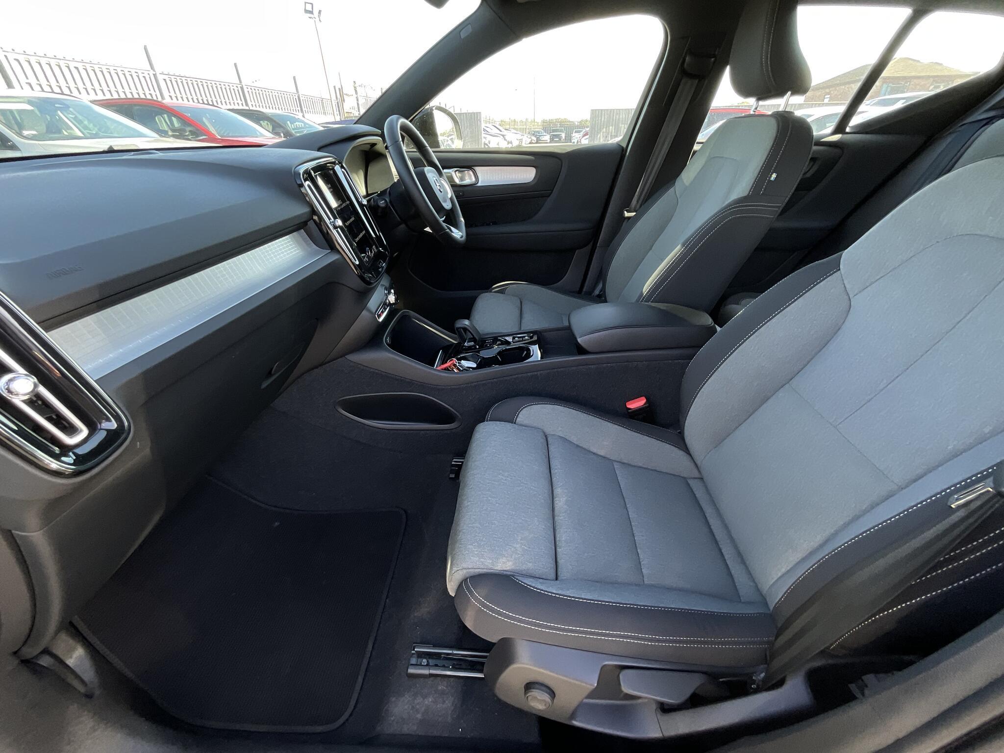 Volvo XC40 - Image 18