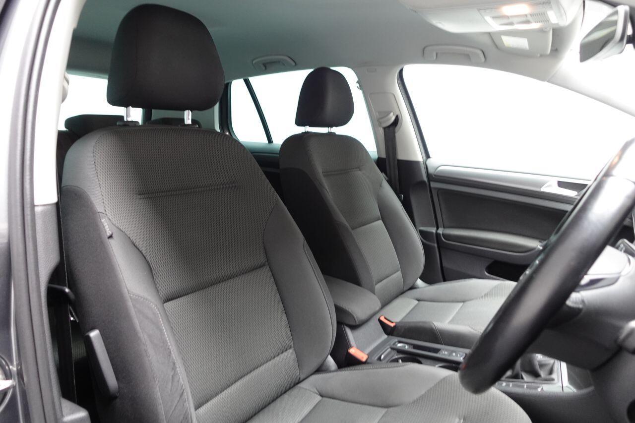 Volkswagen Golf - Image 3