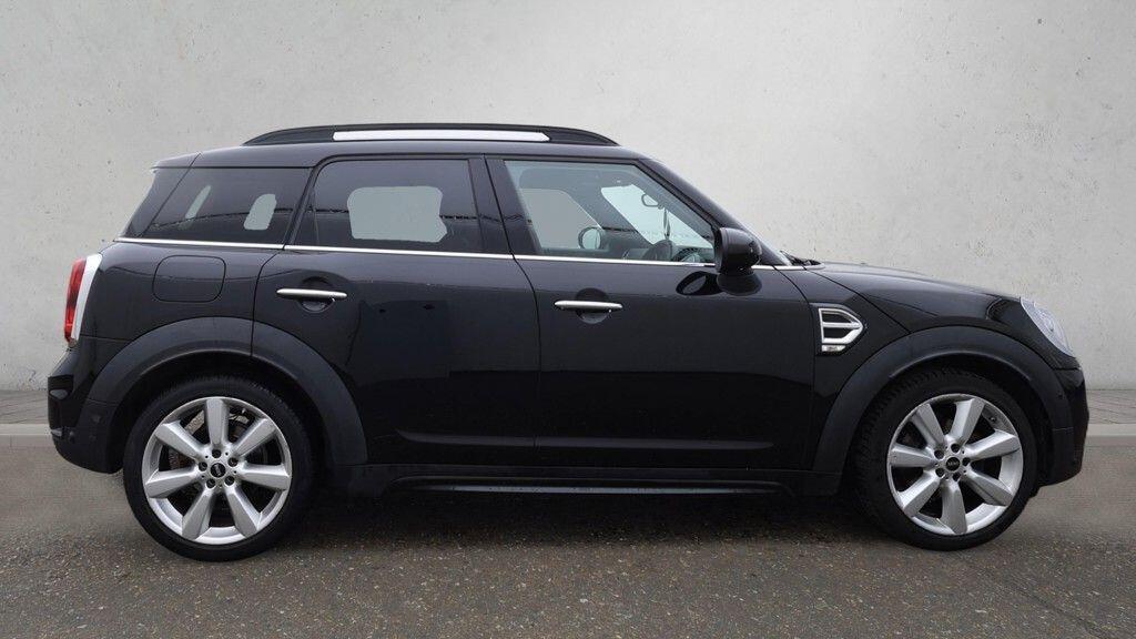 MINI Countryman - Image 8