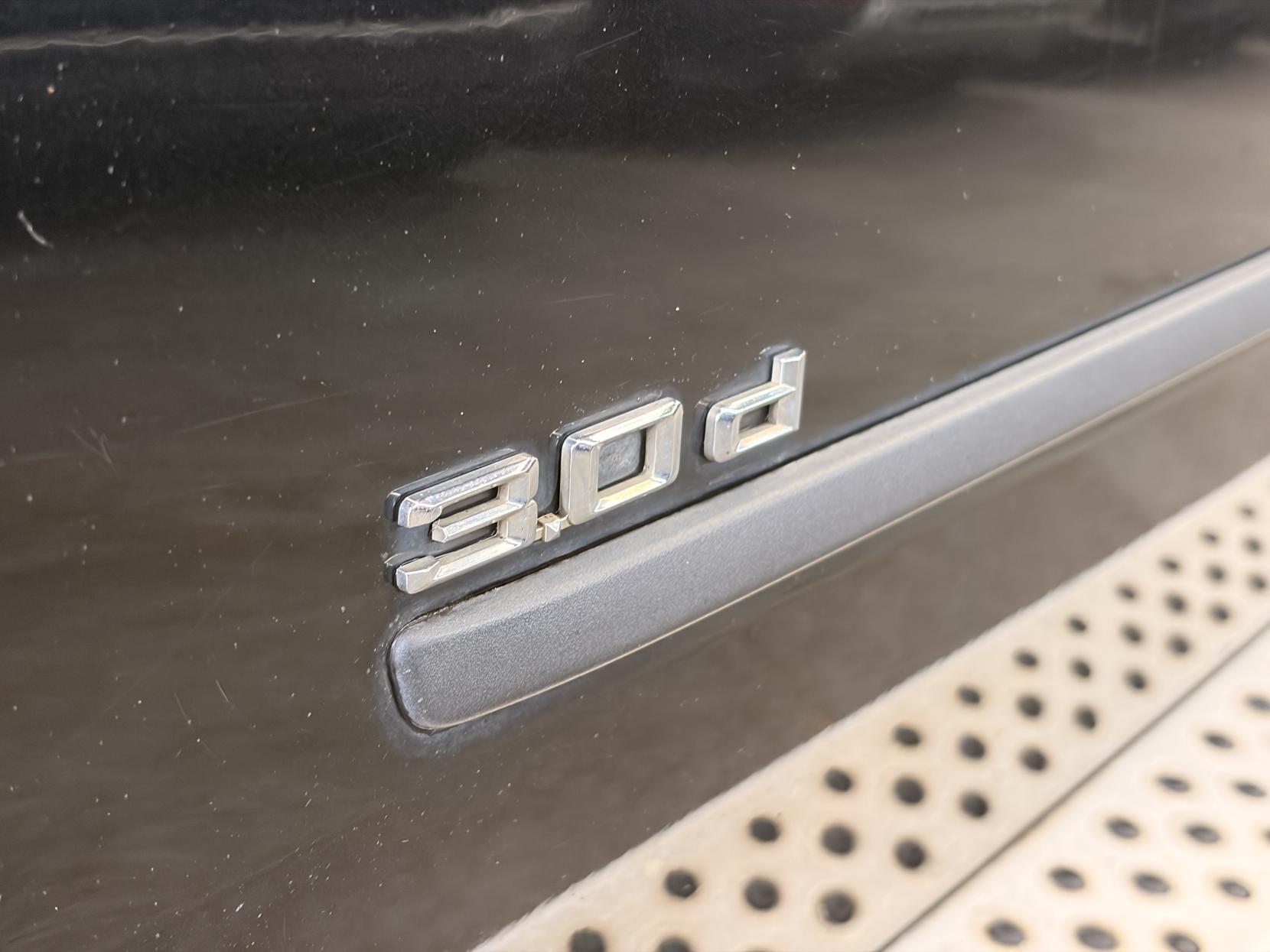 BMW X5 - Image 16
