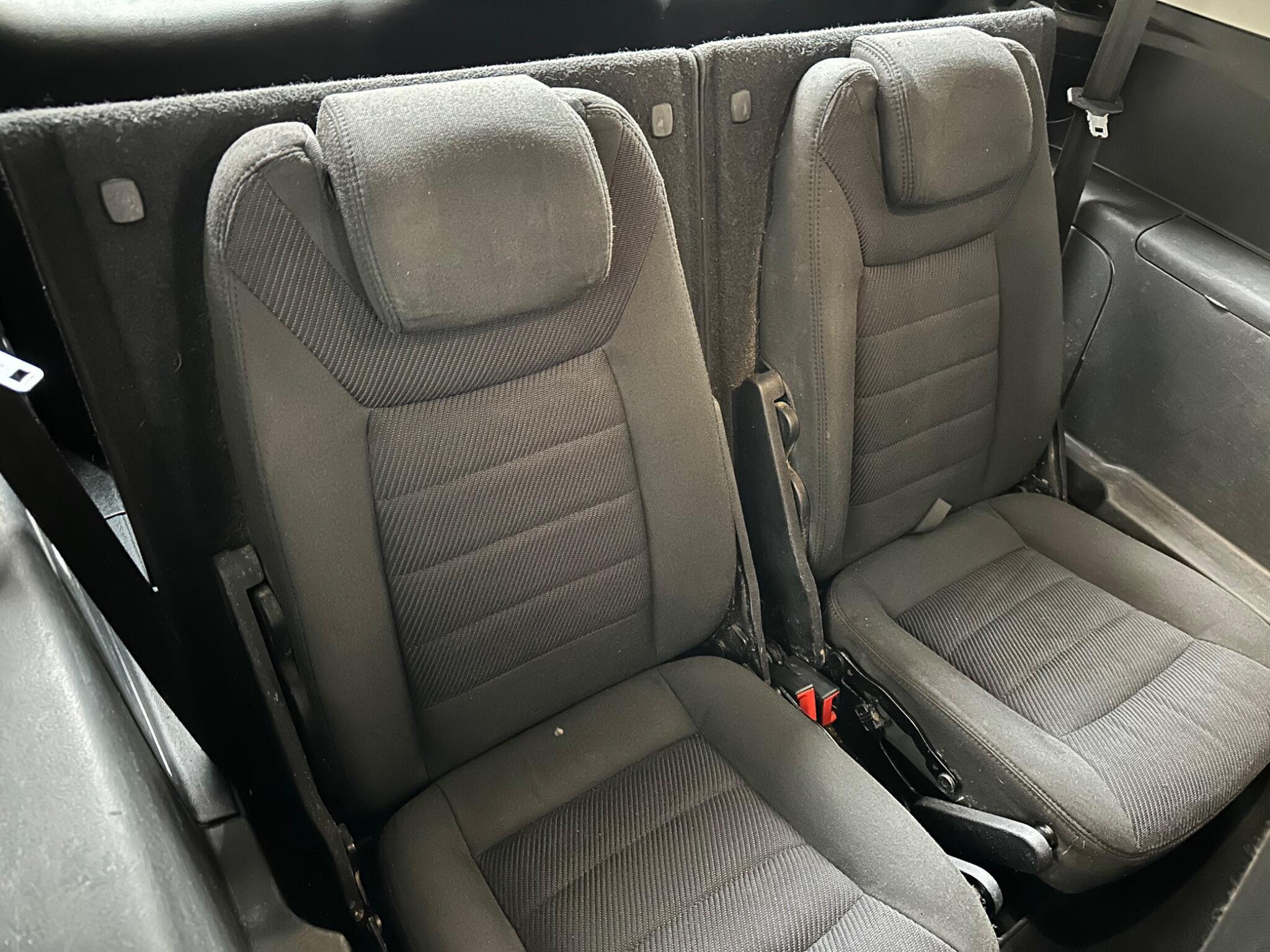 Ford S-MAX - Image 12