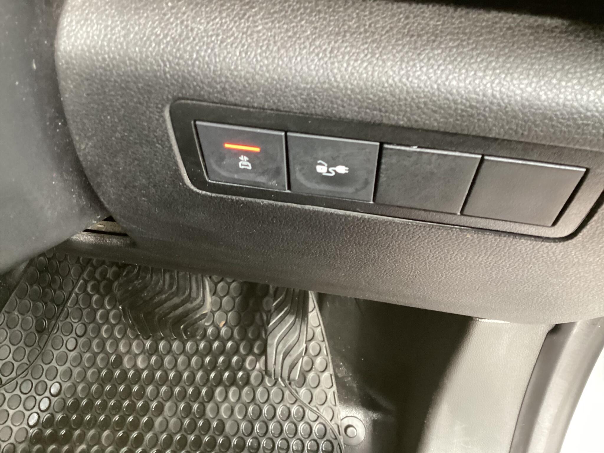 Renault Kangoo - Image 17