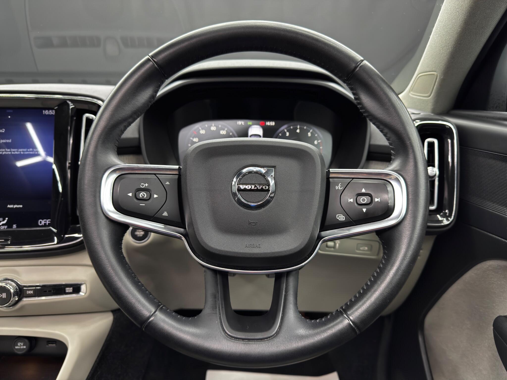 Volvo XC40 - Image 19