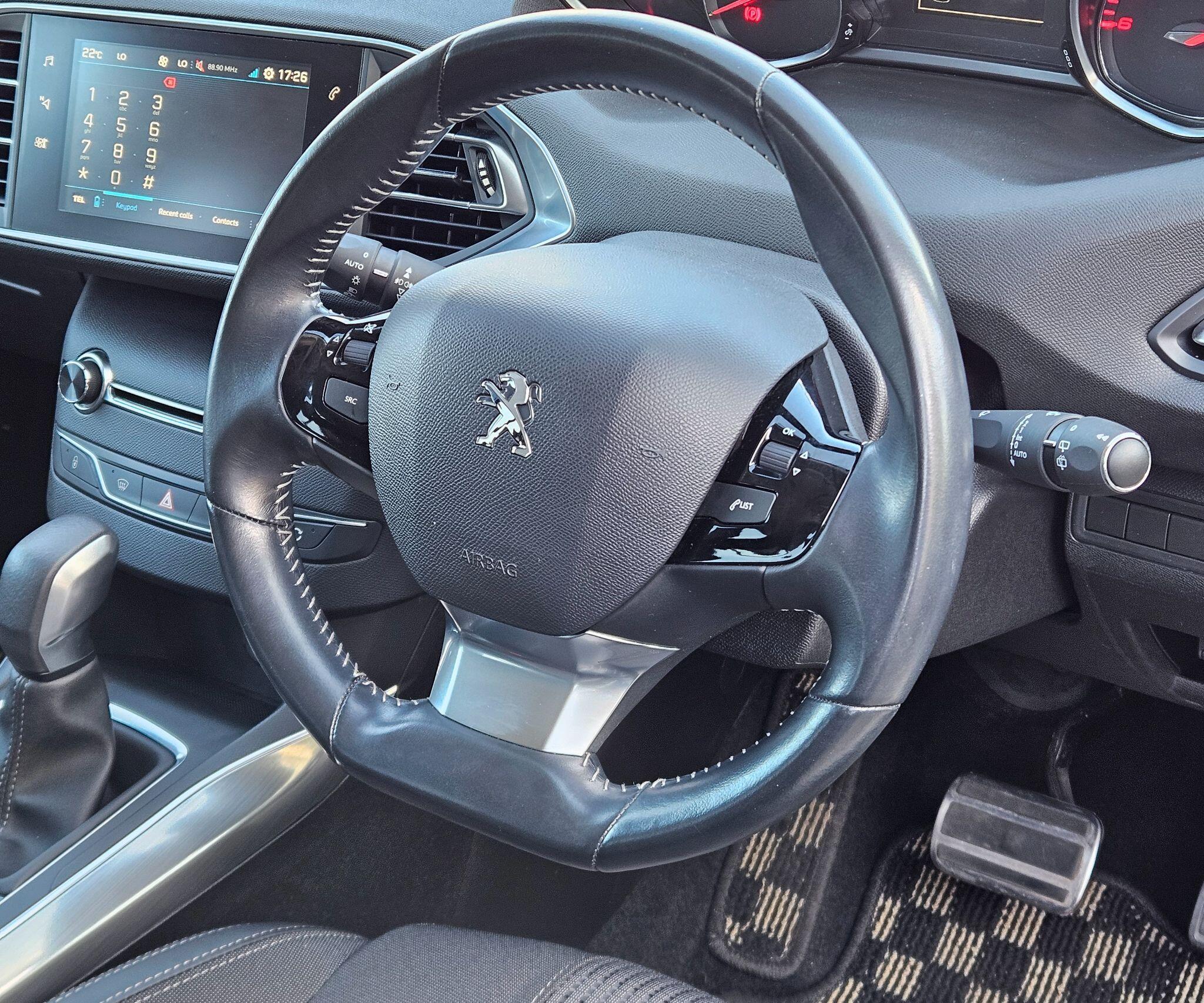 Peugeot 308 - Image 13