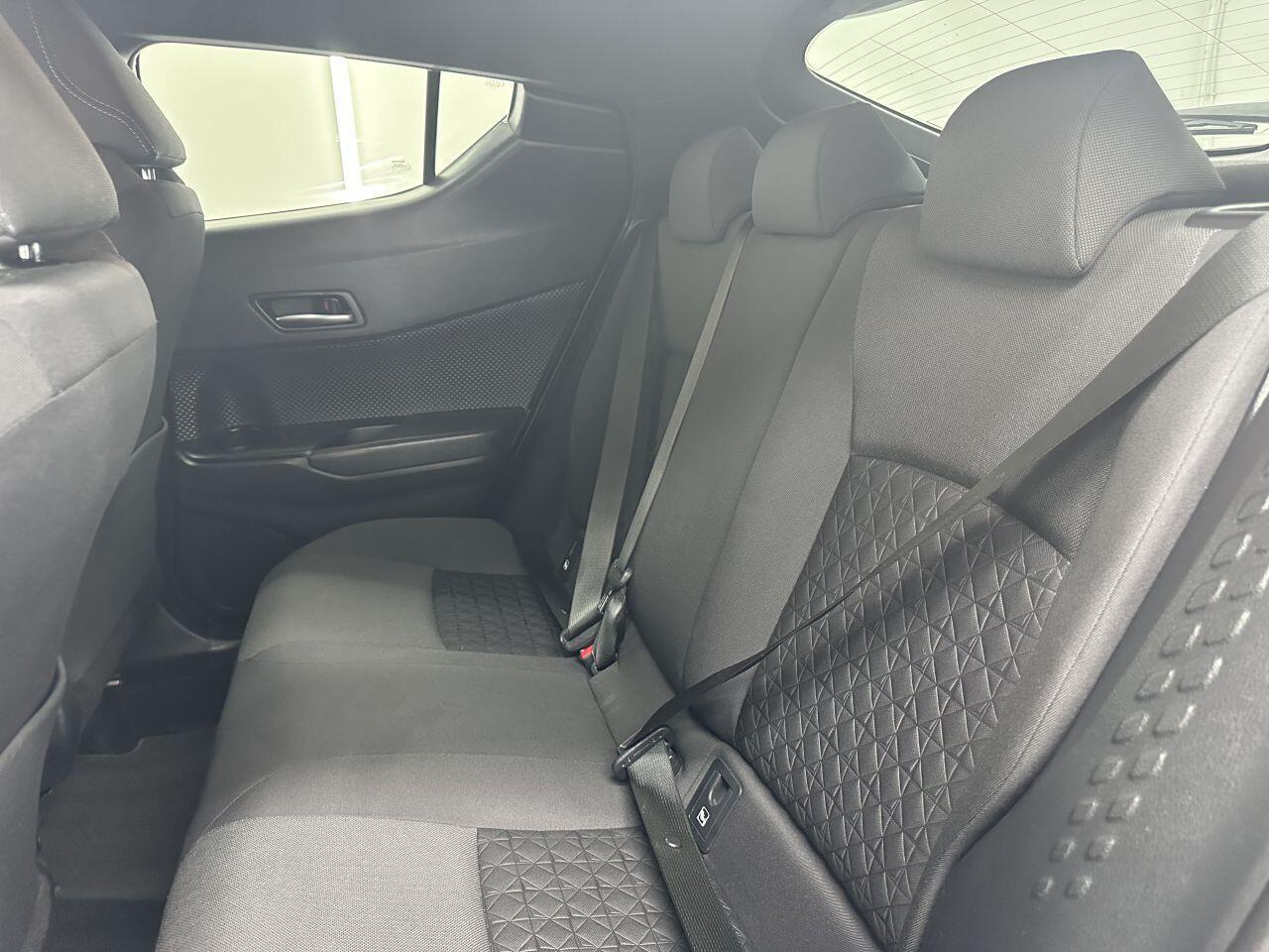 Toyota C-Hr - Image 23