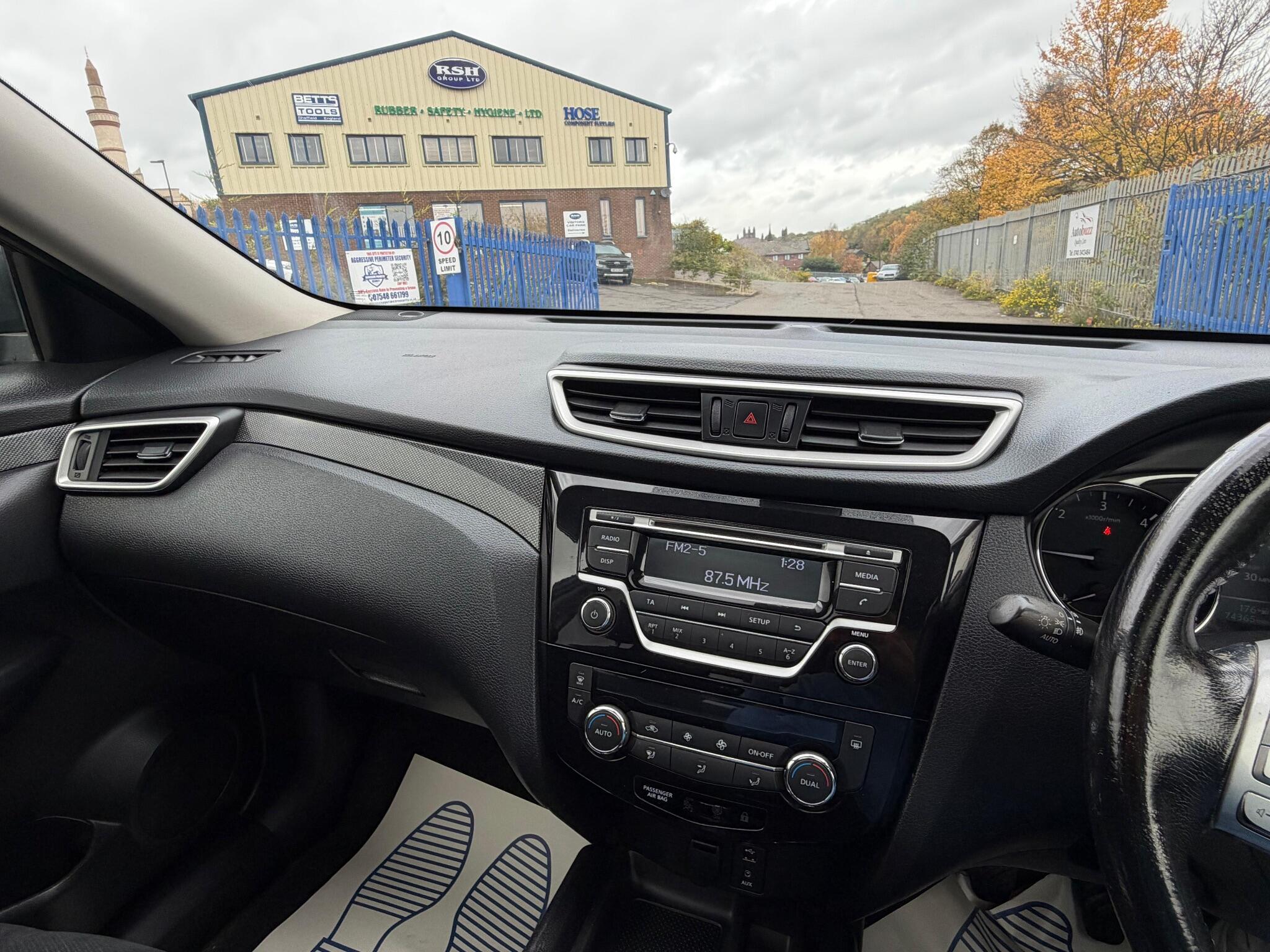 Nissan X-Trail - Image 36