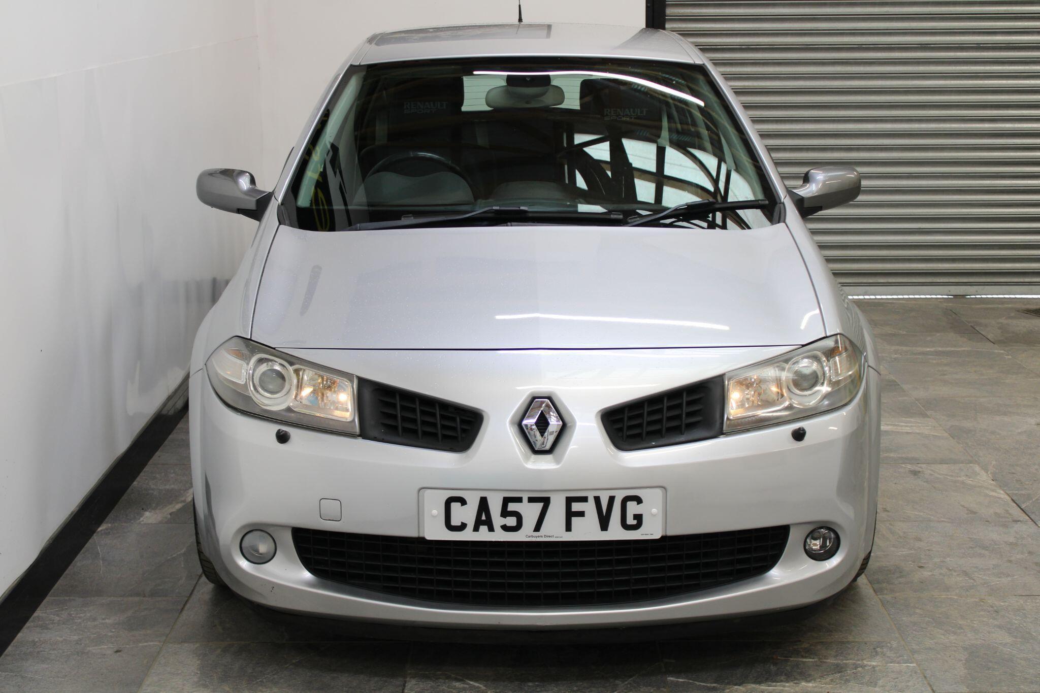 Renault Megane - Image 10