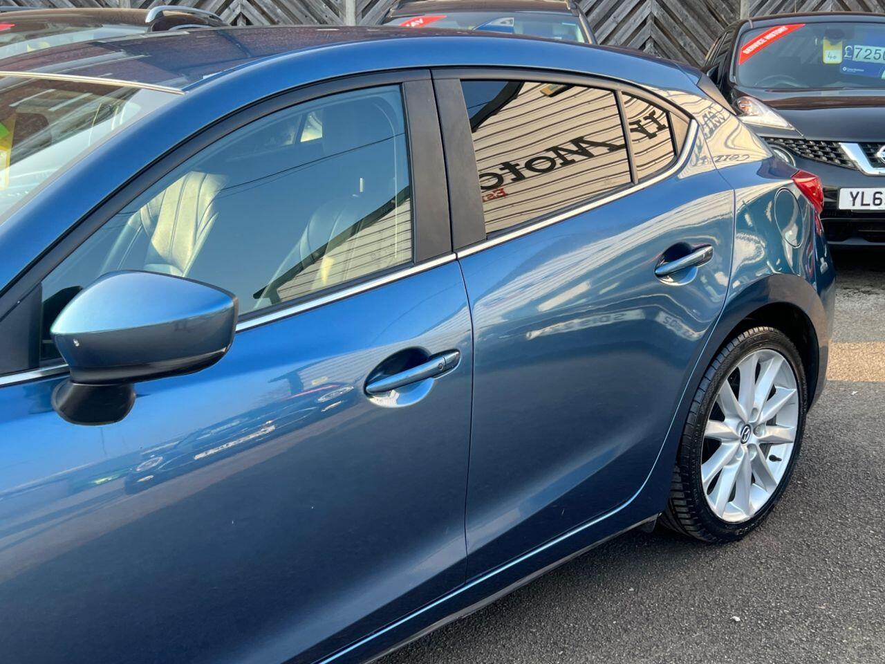 Mazda MAZDA3 - Image 21