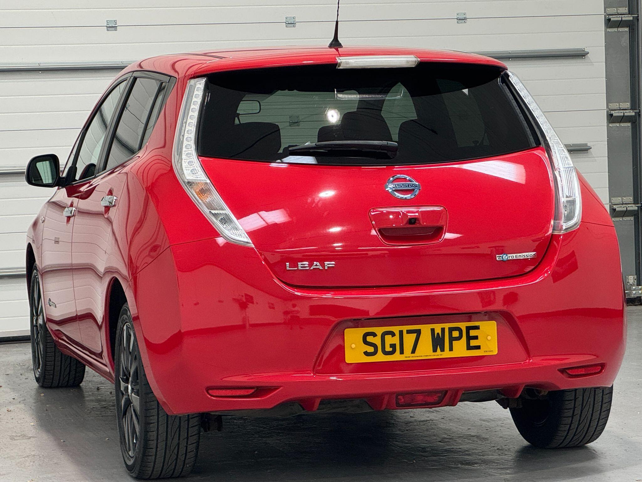 Nissan Leaf - Image 14