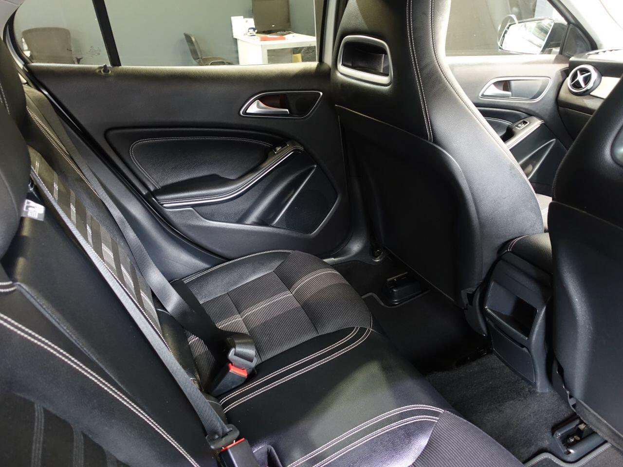 Mercedes GLA - Image 14
