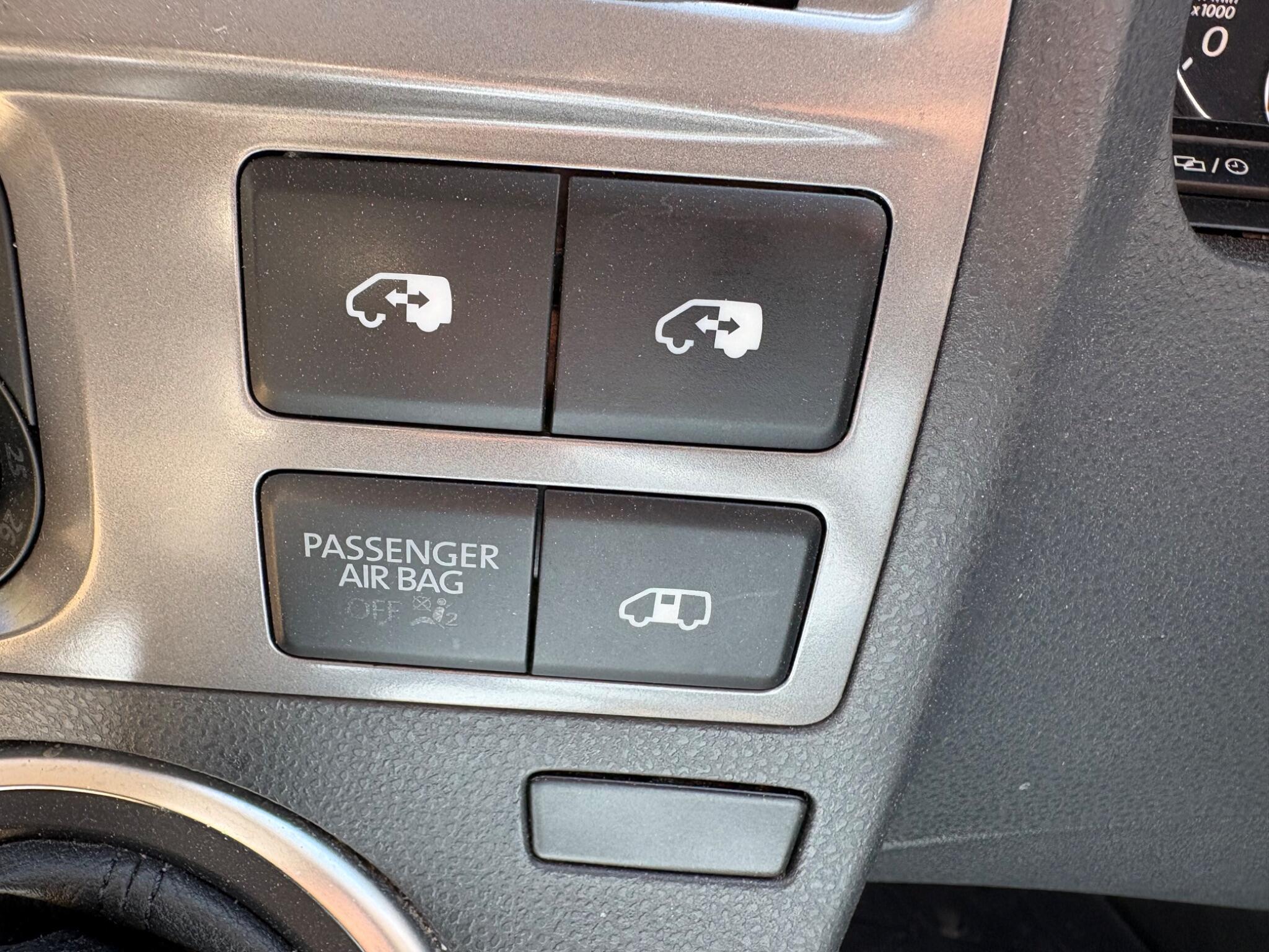 Volkswagen CARAVELLE - Image 47