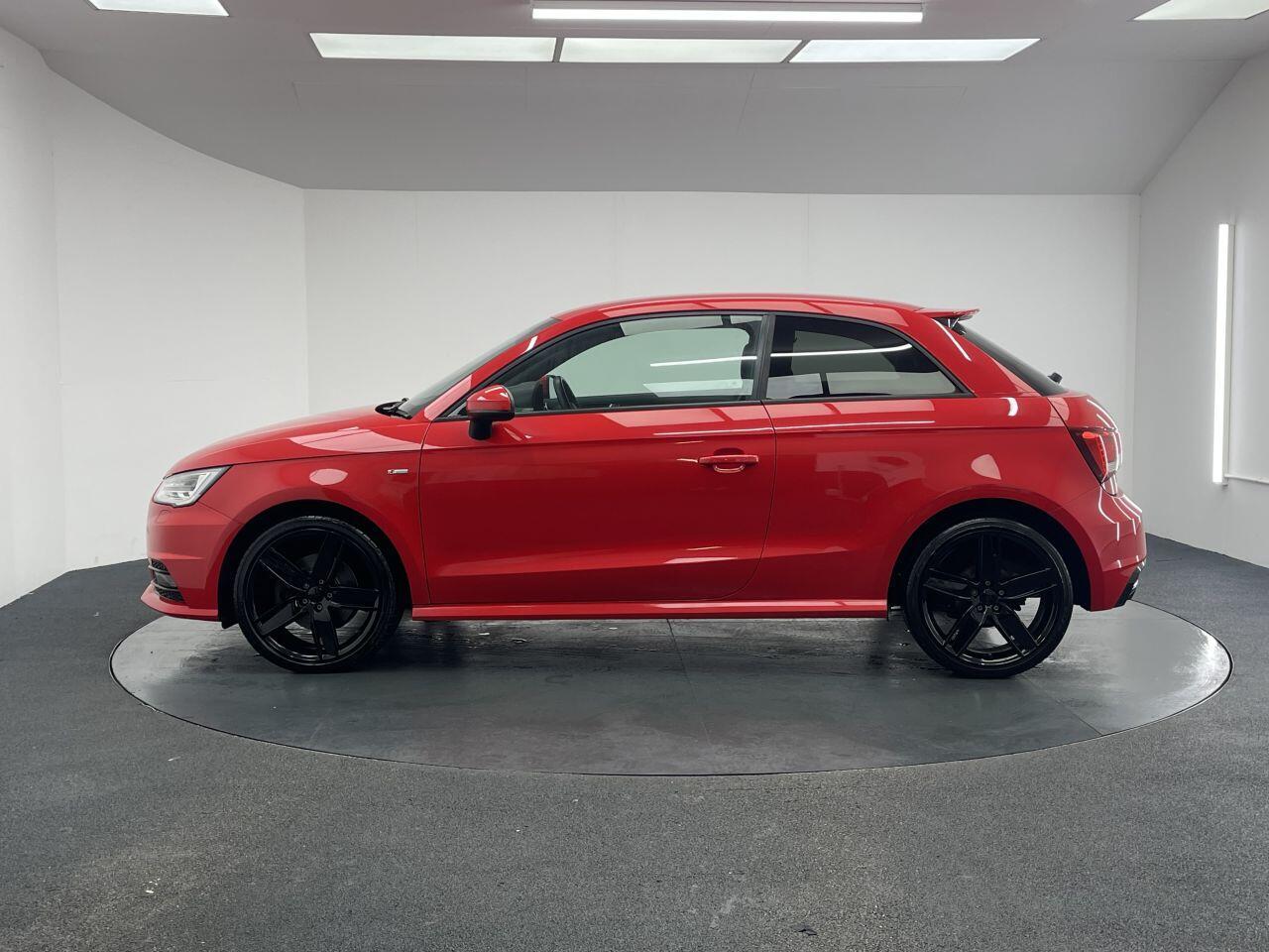 Audi A1 - Image 10