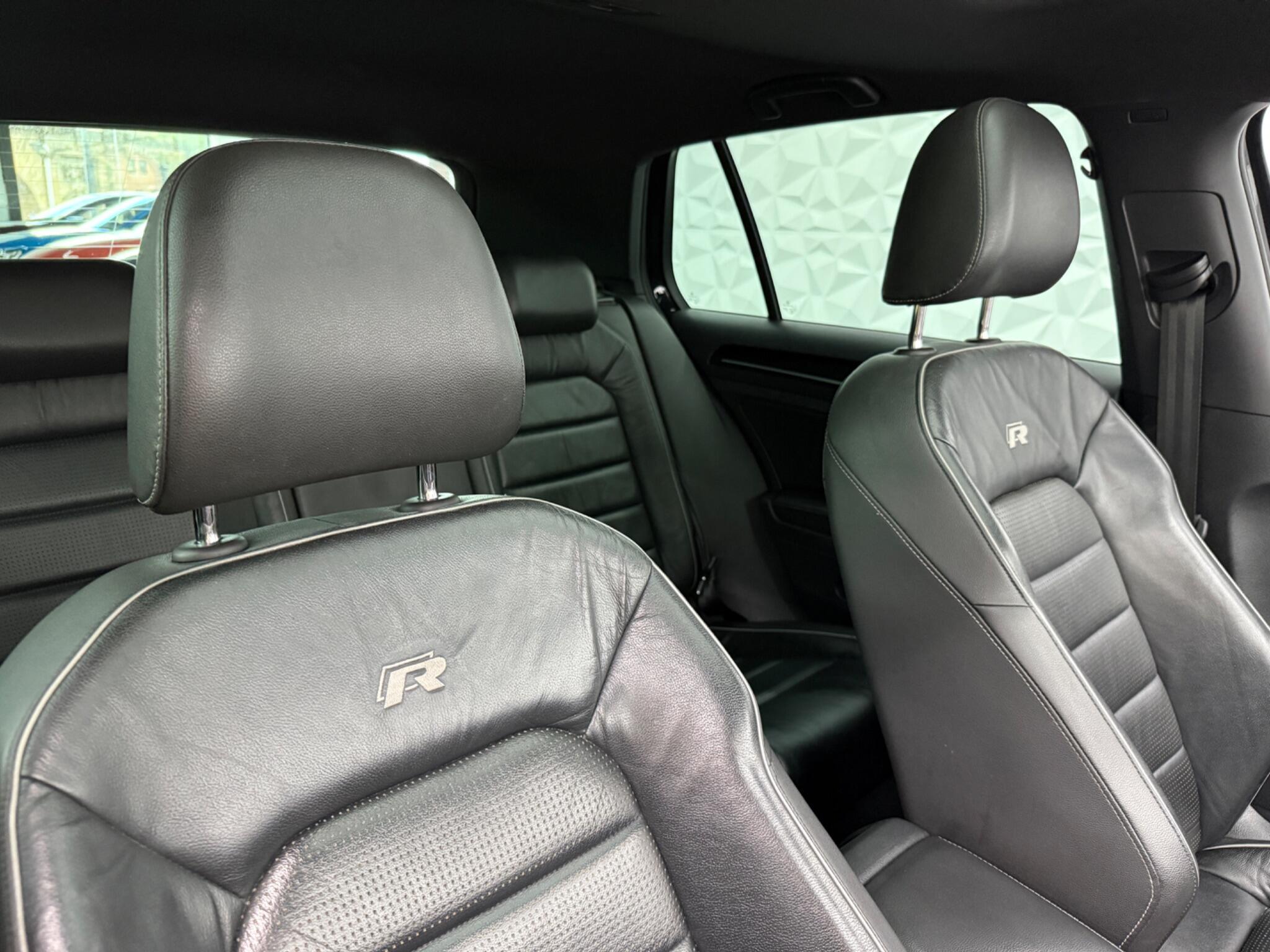 Volkswagen Golf - Image 52