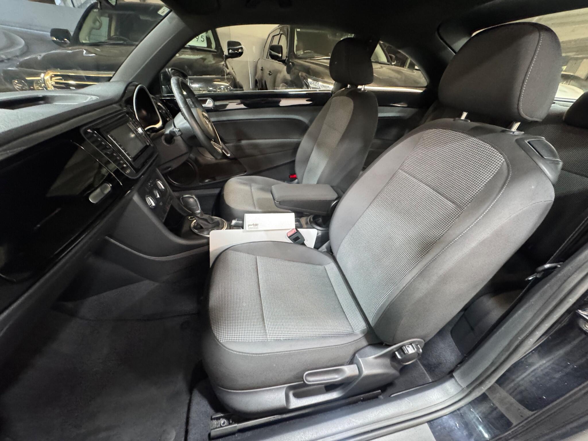 Volkswagen Beetle - Image 10