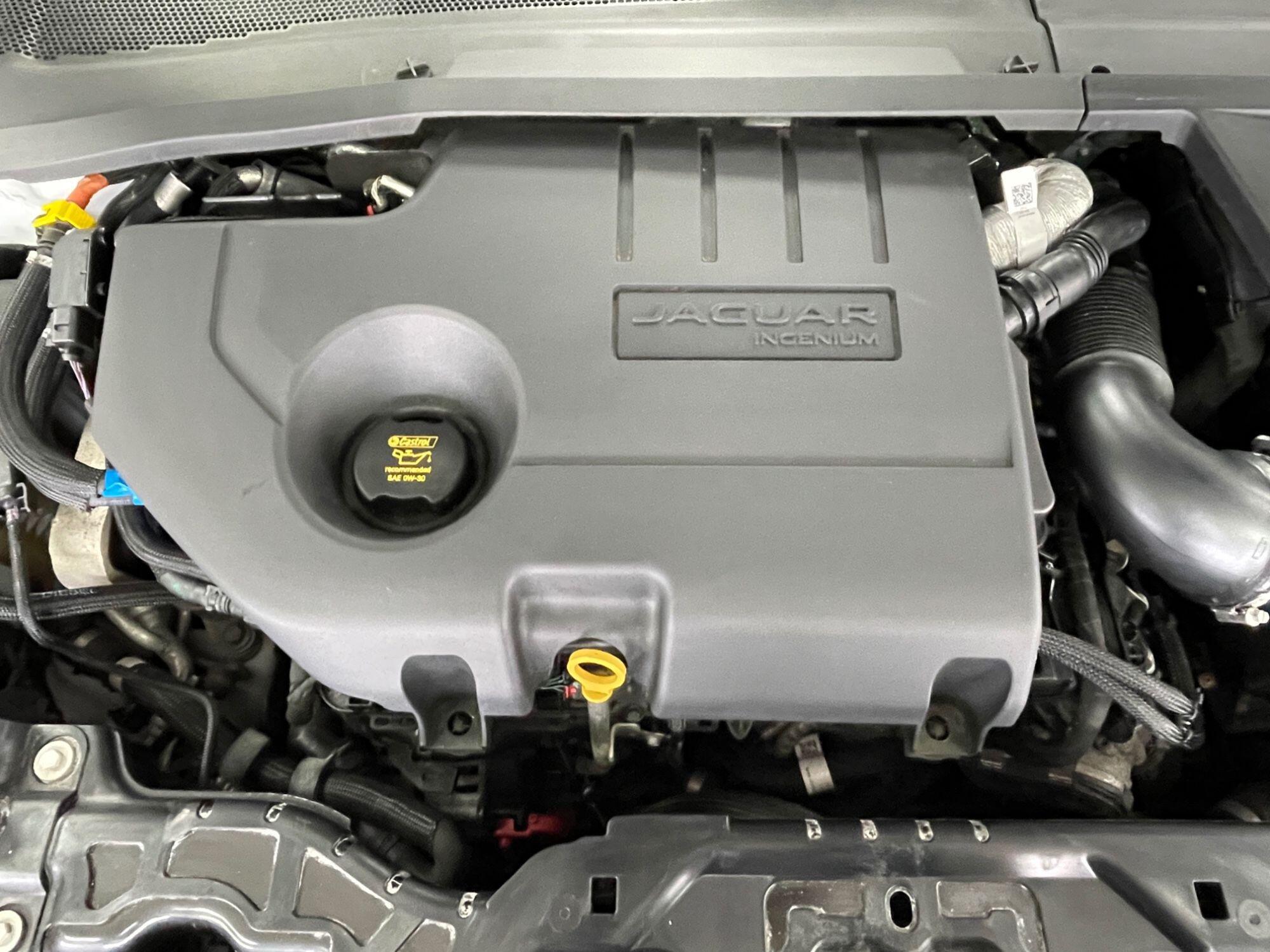 Jaguar E-Pace - Image 19