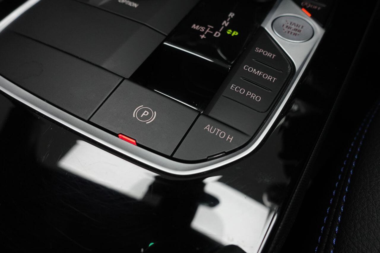 BMW 1 Series - Image 50