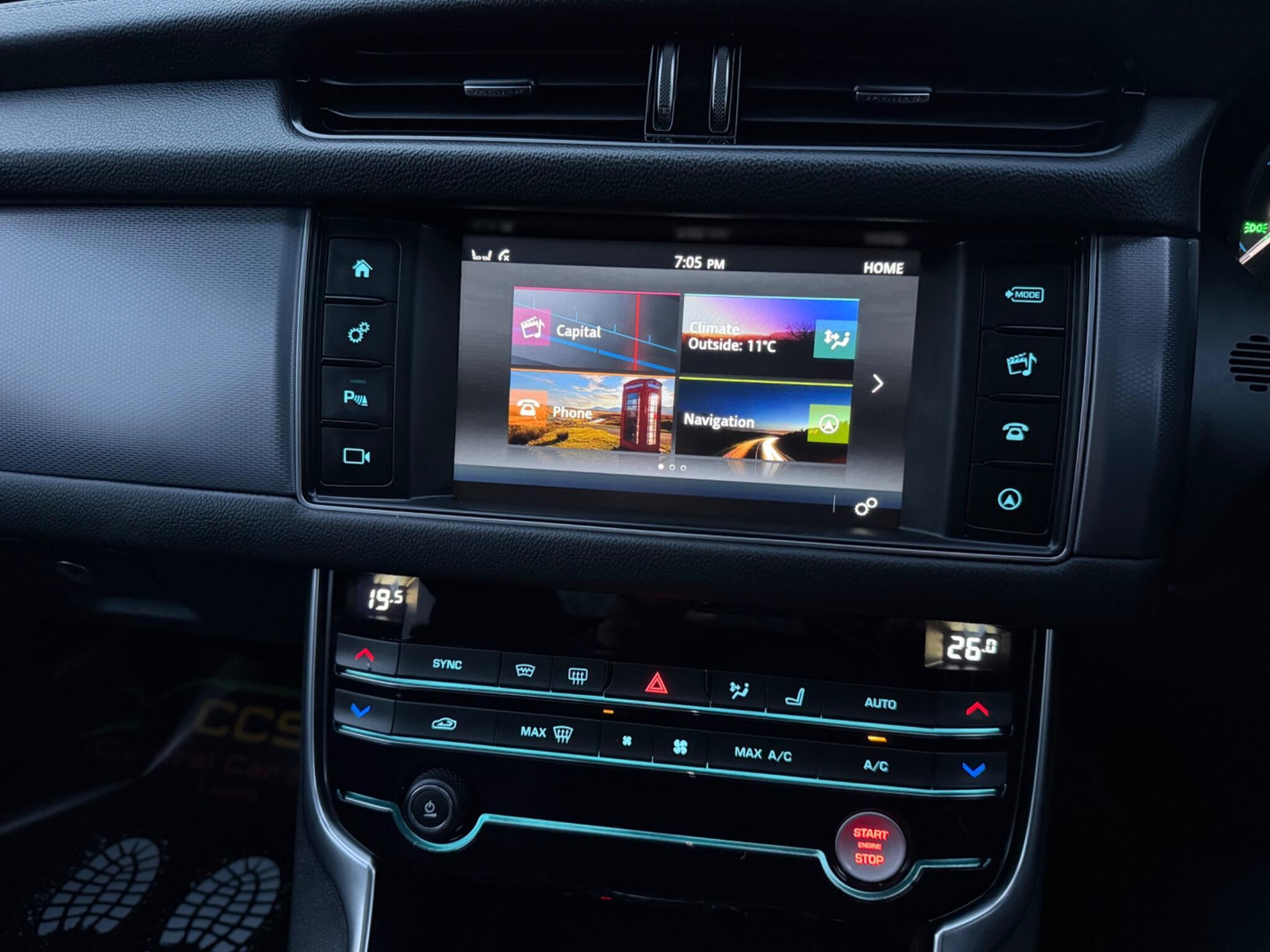 Jaguar XF - Image 68