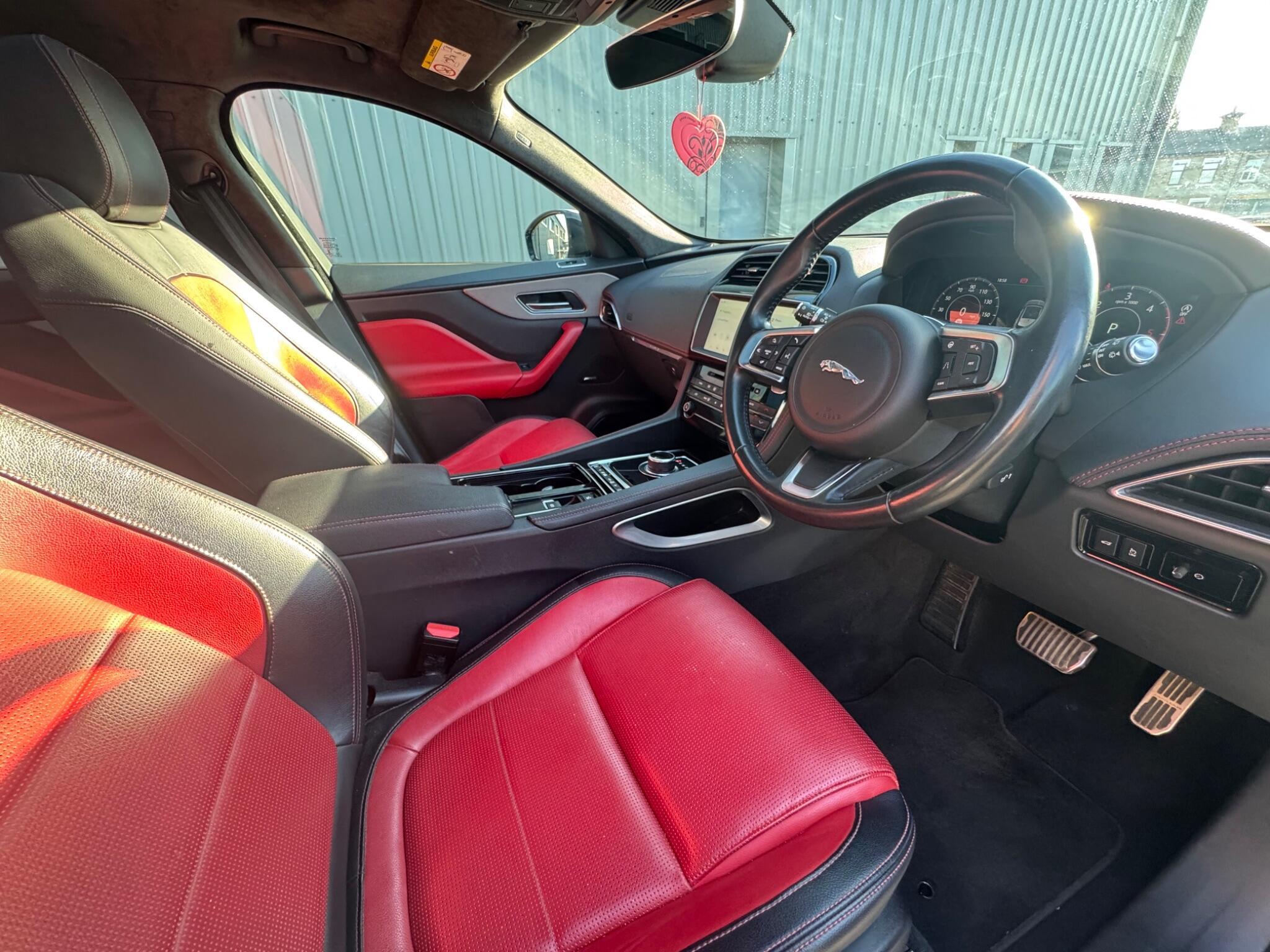 Jaguar F-Pace - Image 11