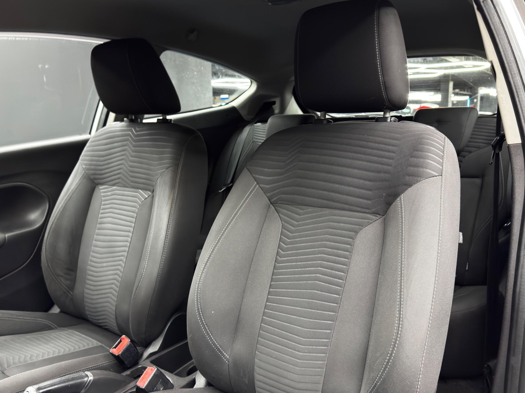 Ford Fiesta - Image 14
