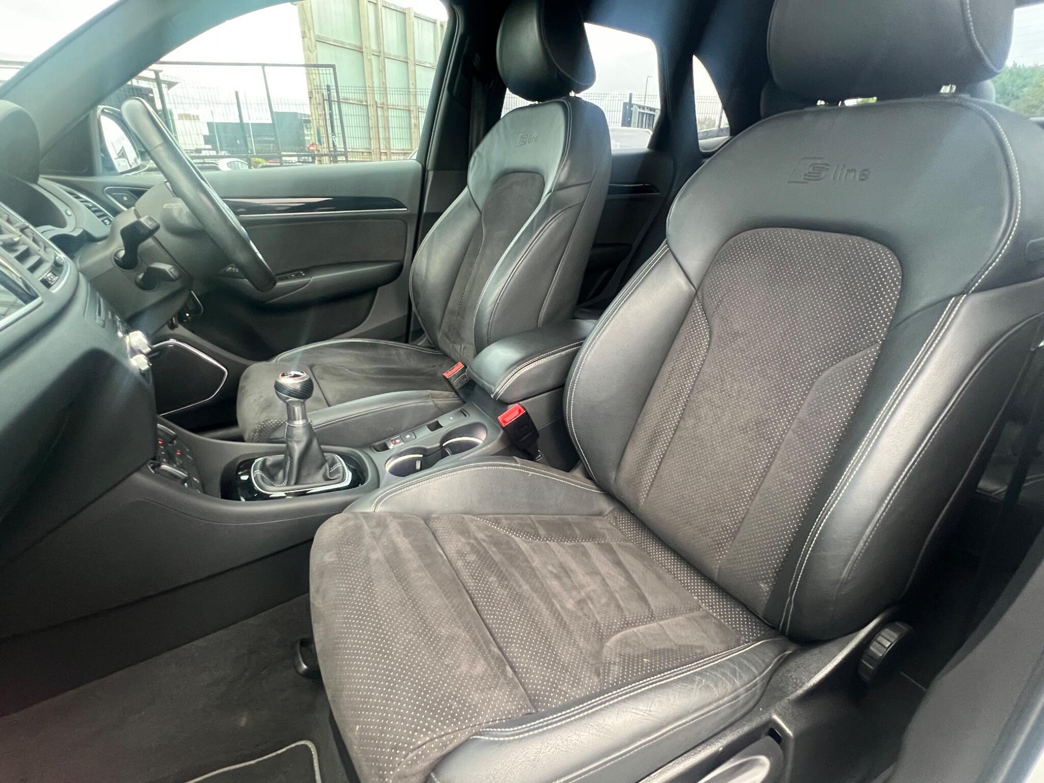 Audi Q3 - Image 10