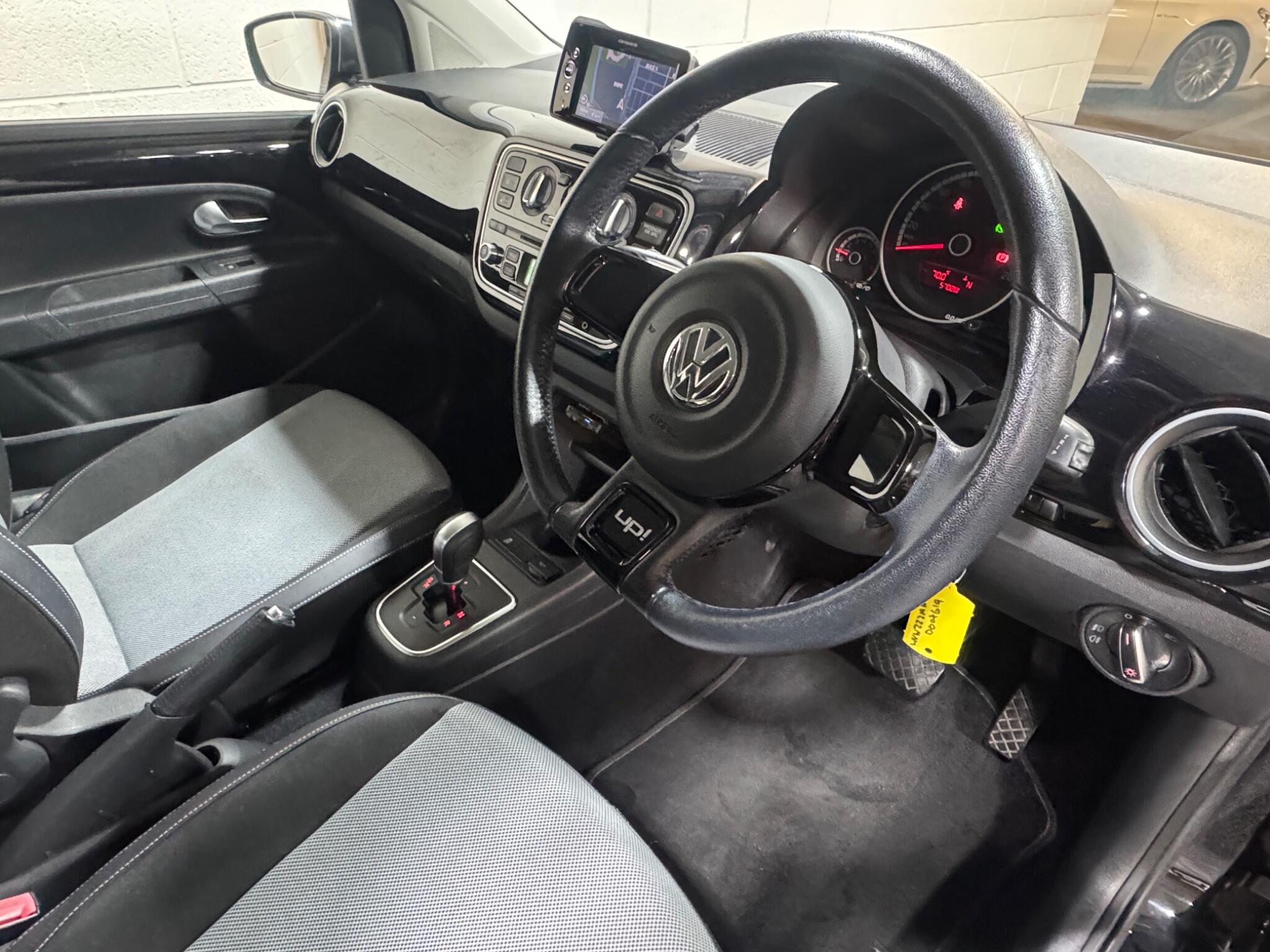 Volkswagen up! - Image 9
