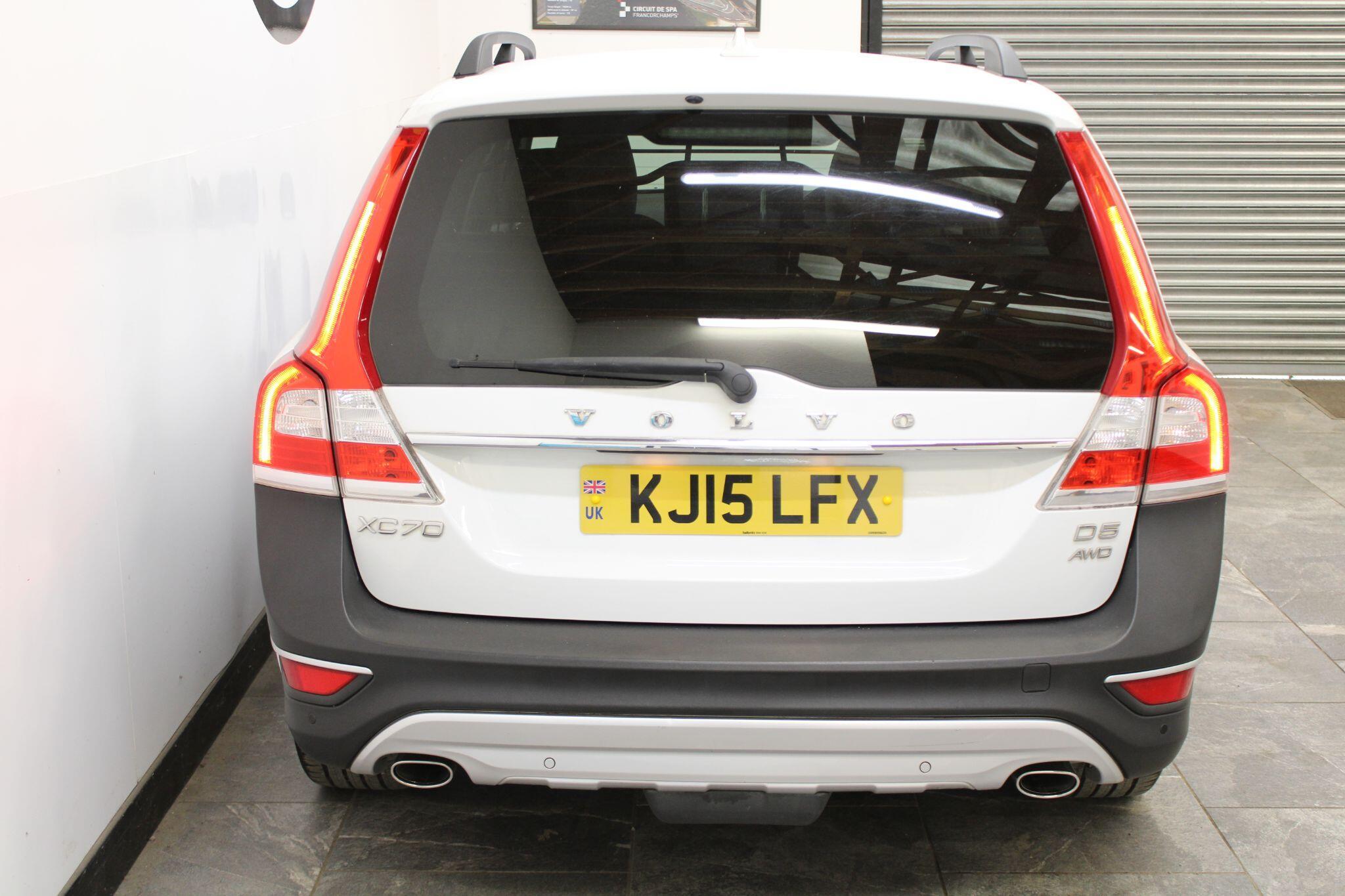 Volvo XC70 - Image 14