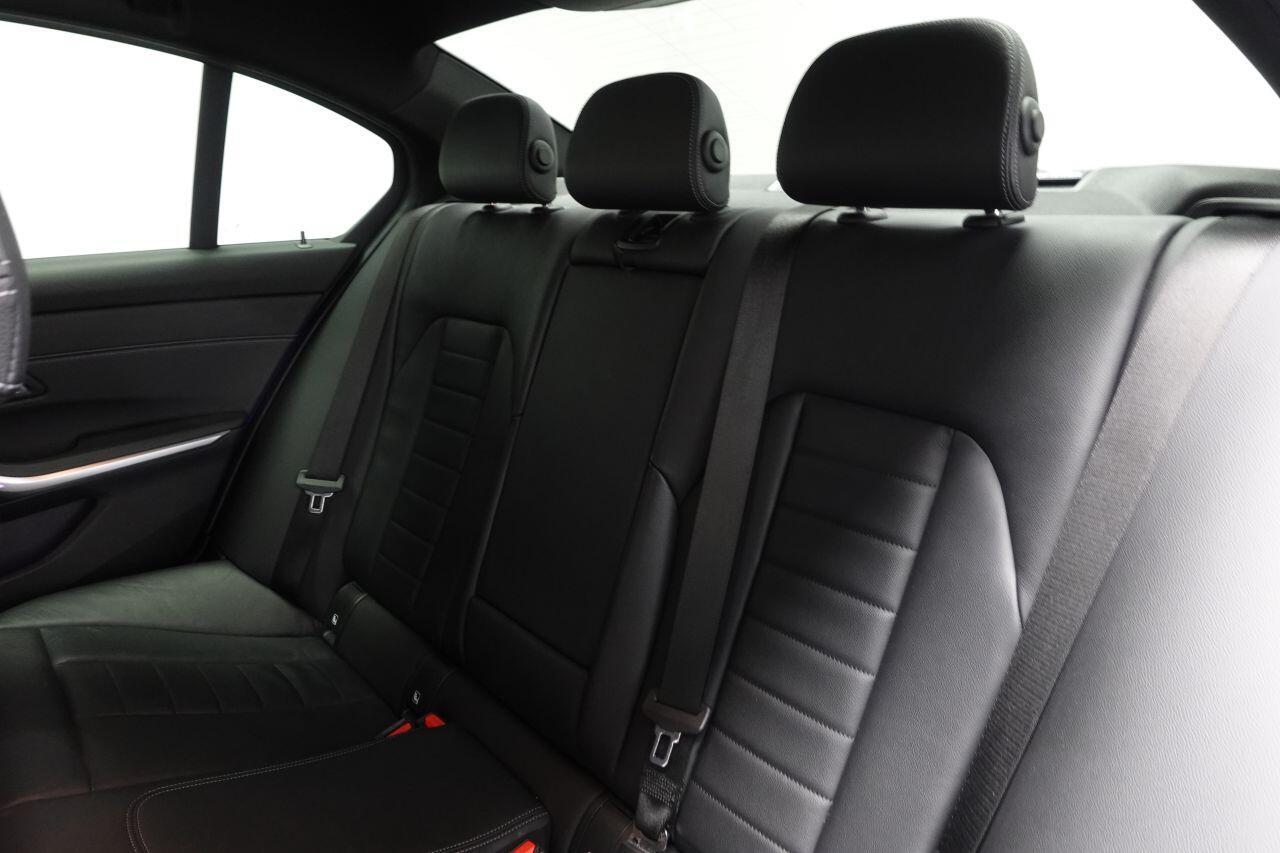 BMW 3 Series - Image 20
