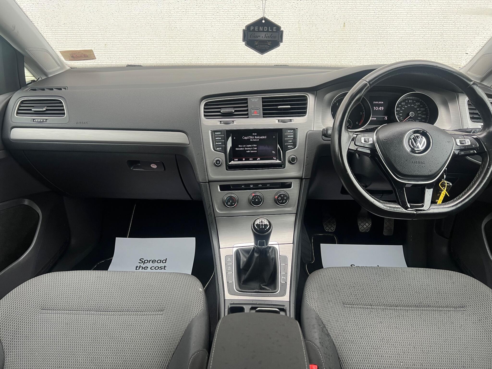 Volkswagen Golf - Image 16