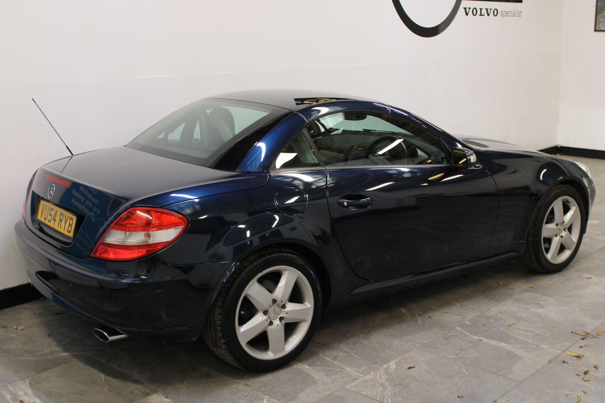 Mercedes SLK - Image 19