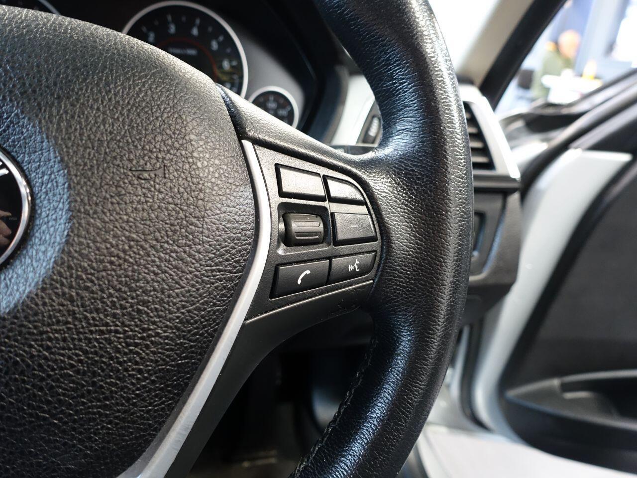 BMW 3 Series - Image 25