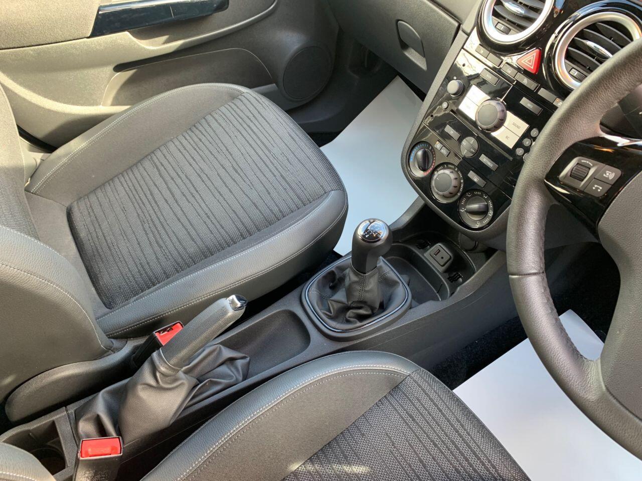 Vauxhall Corsa - Image 24