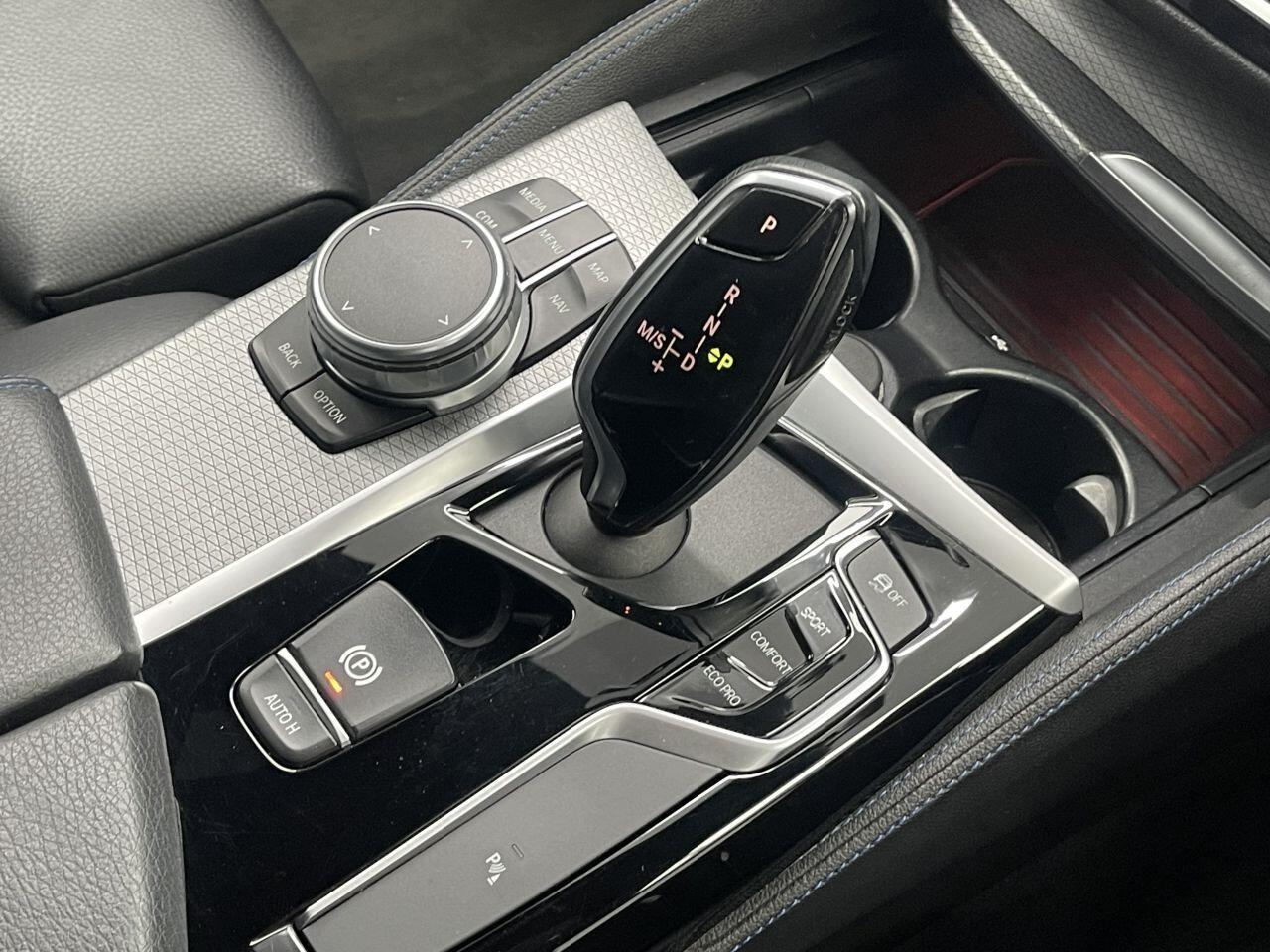 BMW 5 Series - Image 40