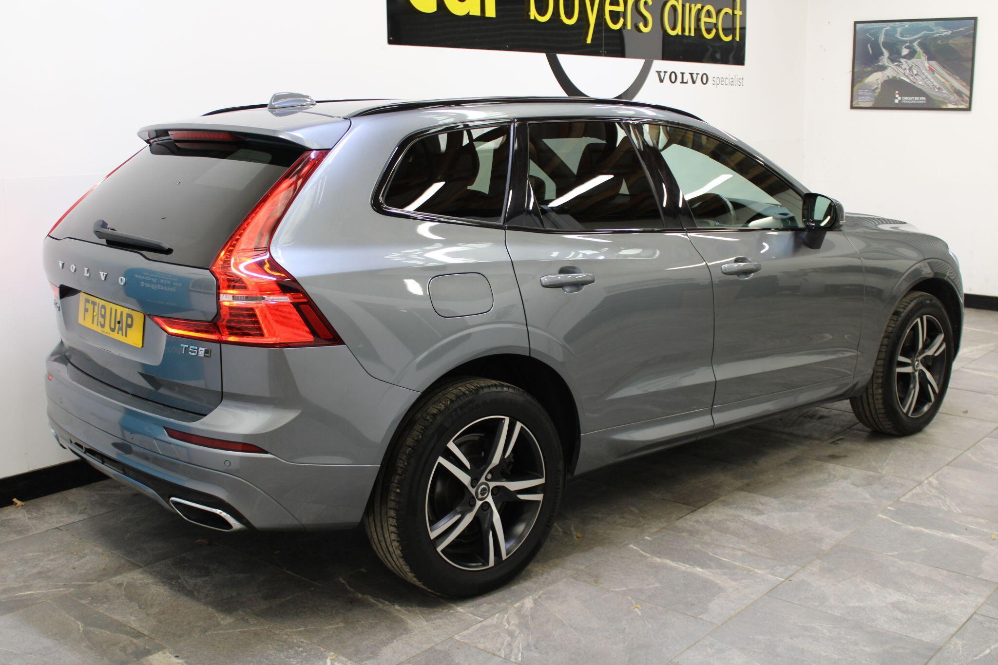 Volvo XC60 - Image 4